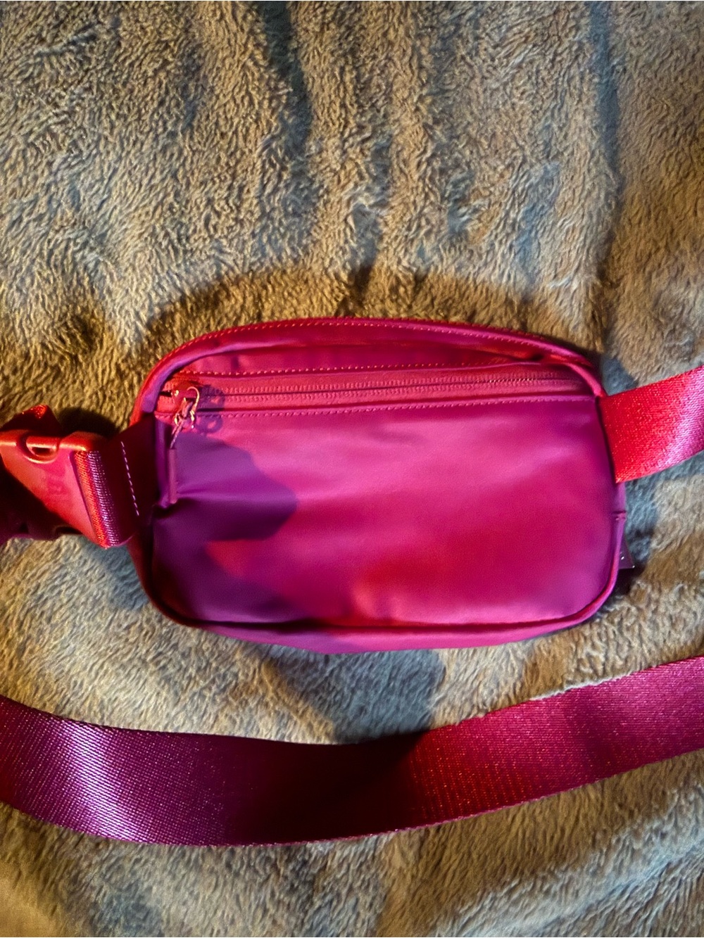 lululemon athletica Hot Pink Crossbody Belt Bag - Picture 3 of 3
